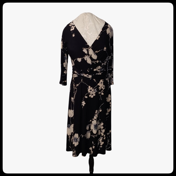 Evan Picone Dresses & Skirts - Evan Picone Black and Cream Floral Dress